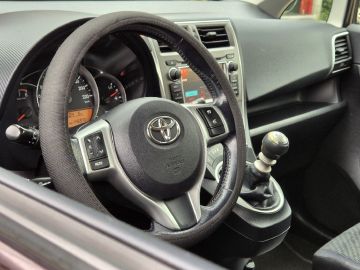 Toyota Verso-S